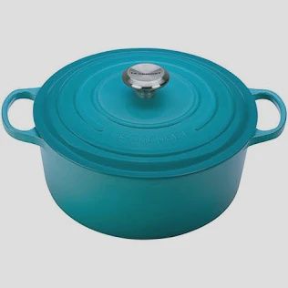 7.25 qt. Signature Round dutch oven (caribbean)