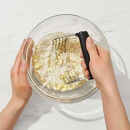 Dough Blender with Blades