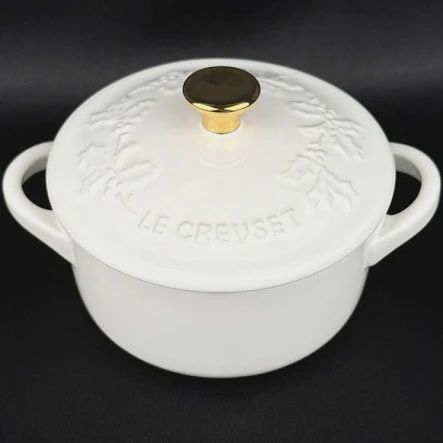 Round Mini Cocotte Holly Gold Relief 8 Oz White Reg. 38.