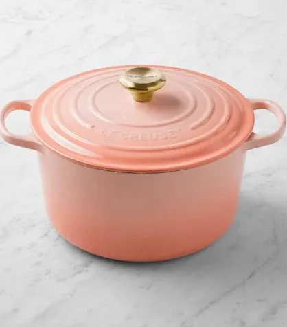 5.5qt Signature Round Oven - Peche w/ Light Gold