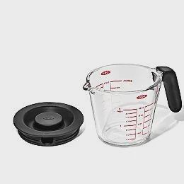 2 Cup Measuring Cup with Lid