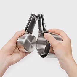 4-piece ss measuring cup set