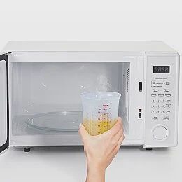 2 cup squeeze &amp; pour silicone measuring cup