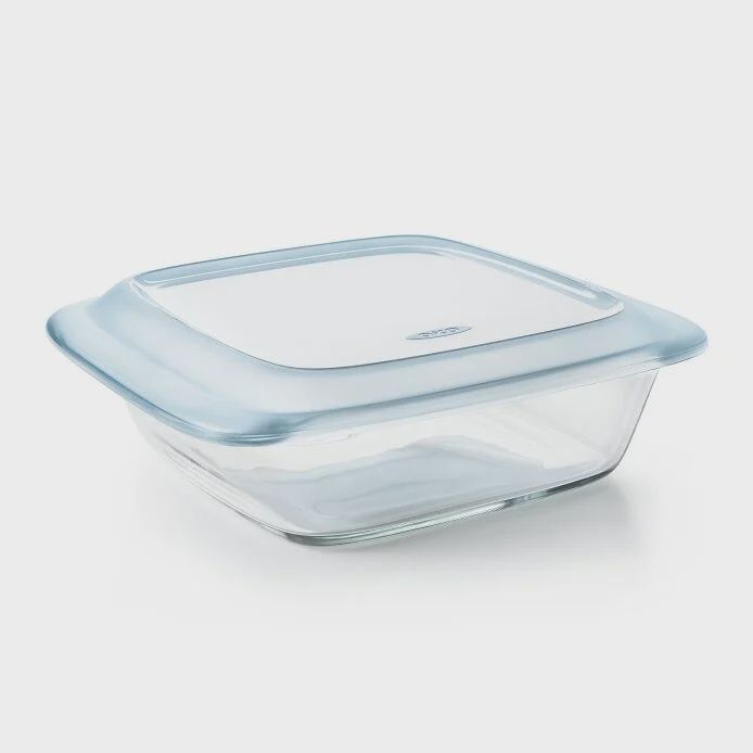 2 qt. glass baking dish w/lid