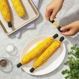 8-piece corn holder set