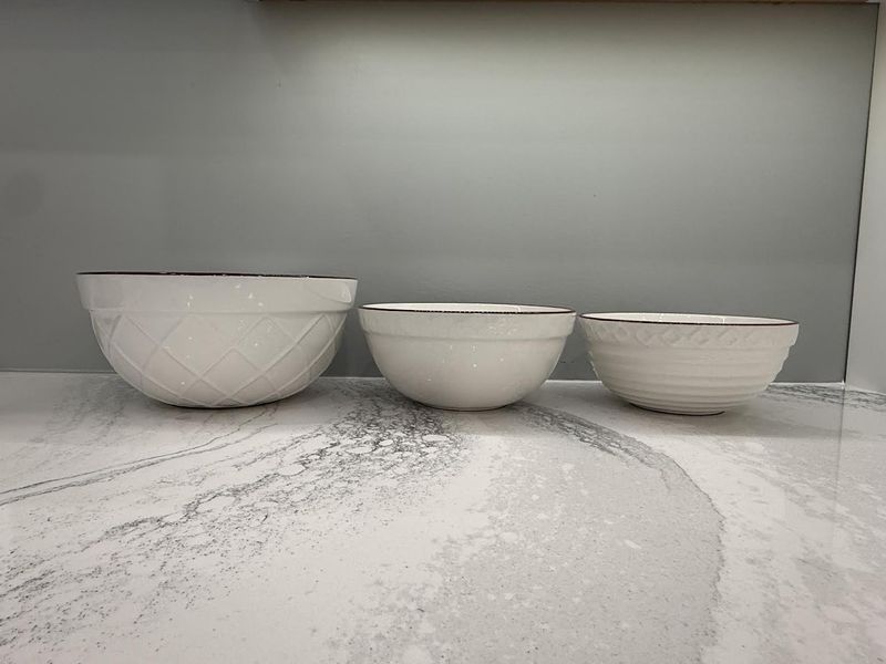 Embossed Bowl Set - White - Set of 3