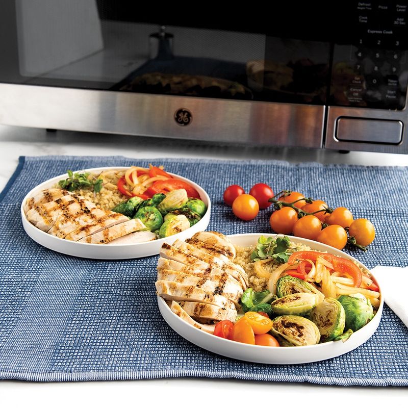 Microwave lunch/dinnerware plates - Set of 2
