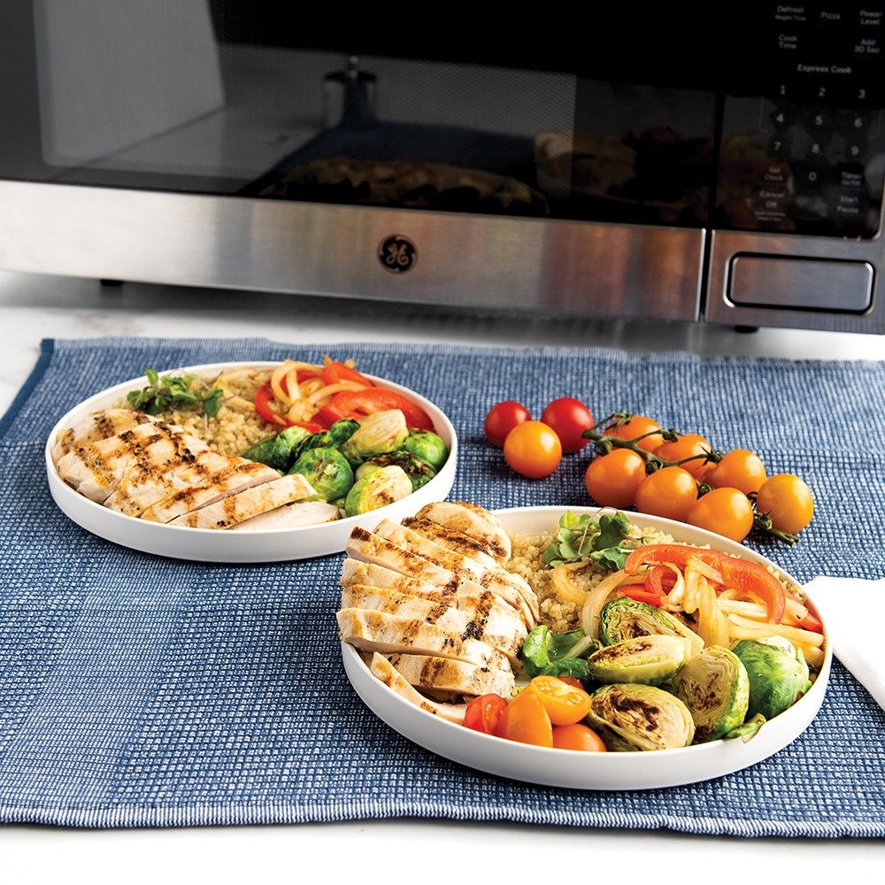 Microwave lunch/dinnerware plates - Set of 2