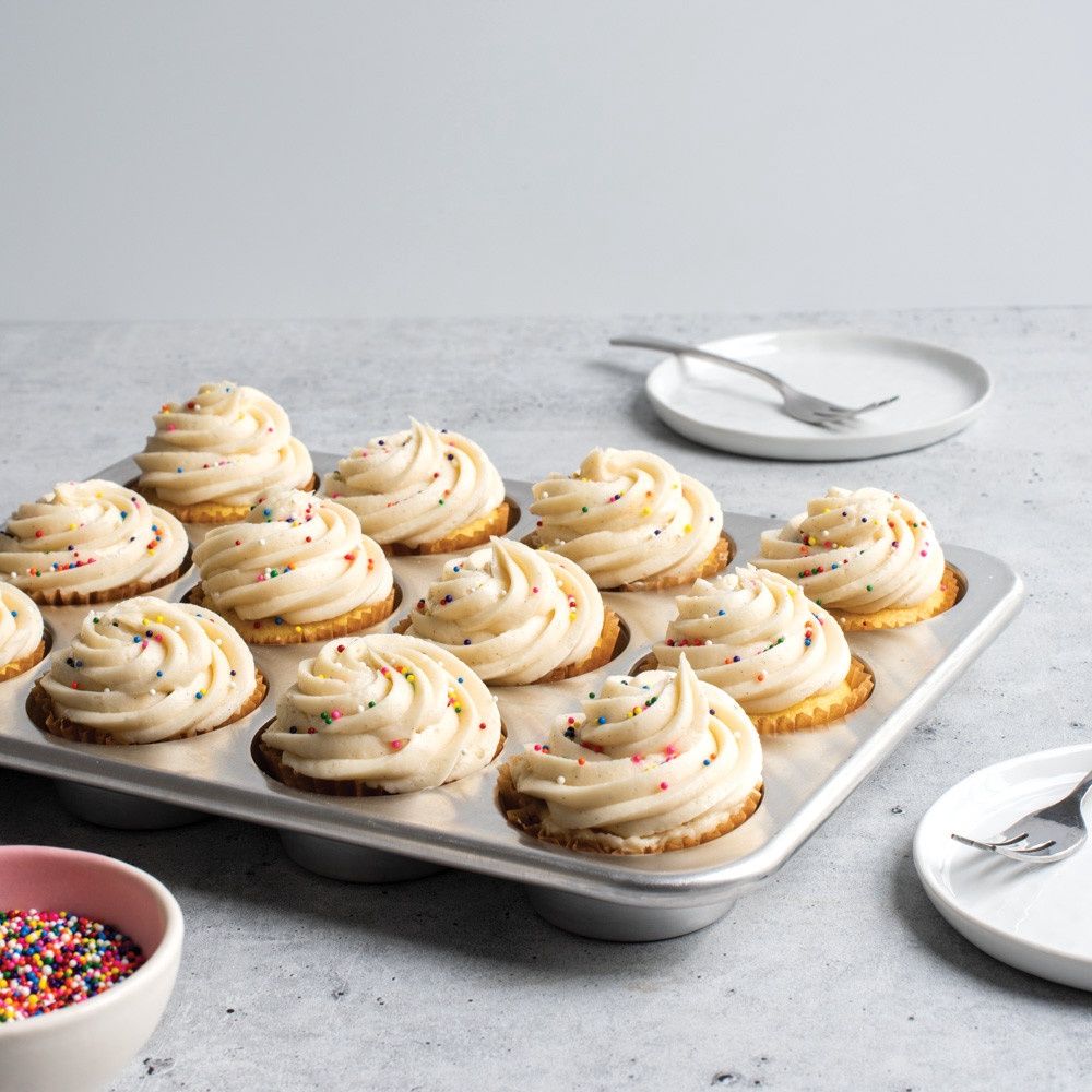 Naturals 12 Cavity Muffin Pan