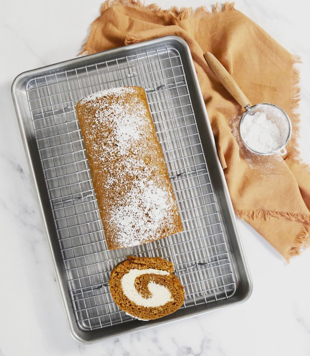 USA Jelly Roll w/ Cooling Rack
