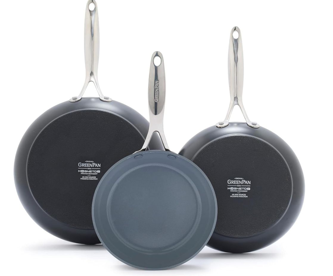Valencia collection 3-piece set fry pans