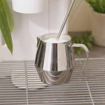 Bell Shaped Steaming Pitcher - 20 oz