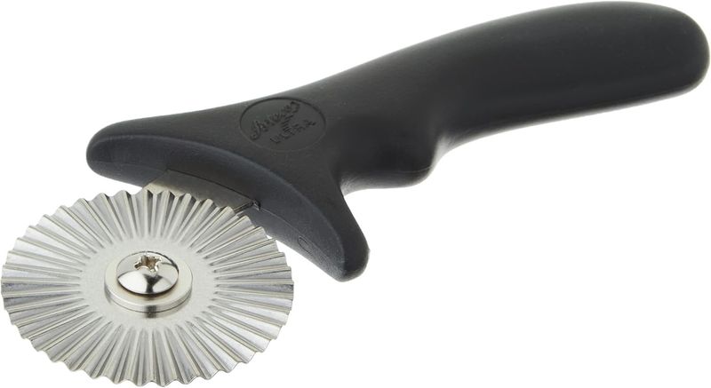 PASTRY WHEEL