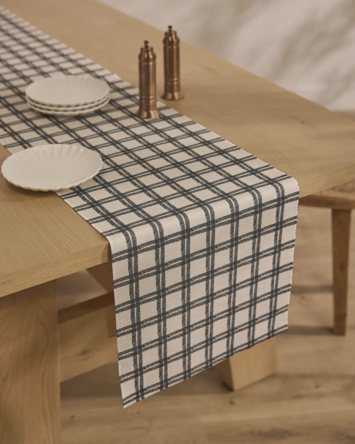 Blackstone-Table Runner