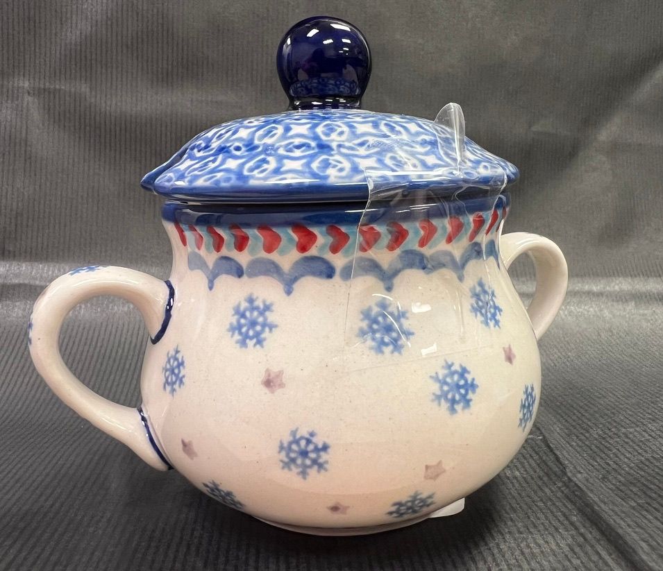 3.5" Round Sugar Bowl (snowflake love)