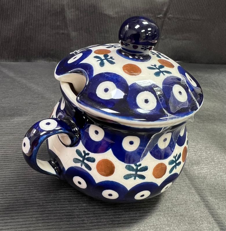 3.5" round sugar bowl (mosquito)