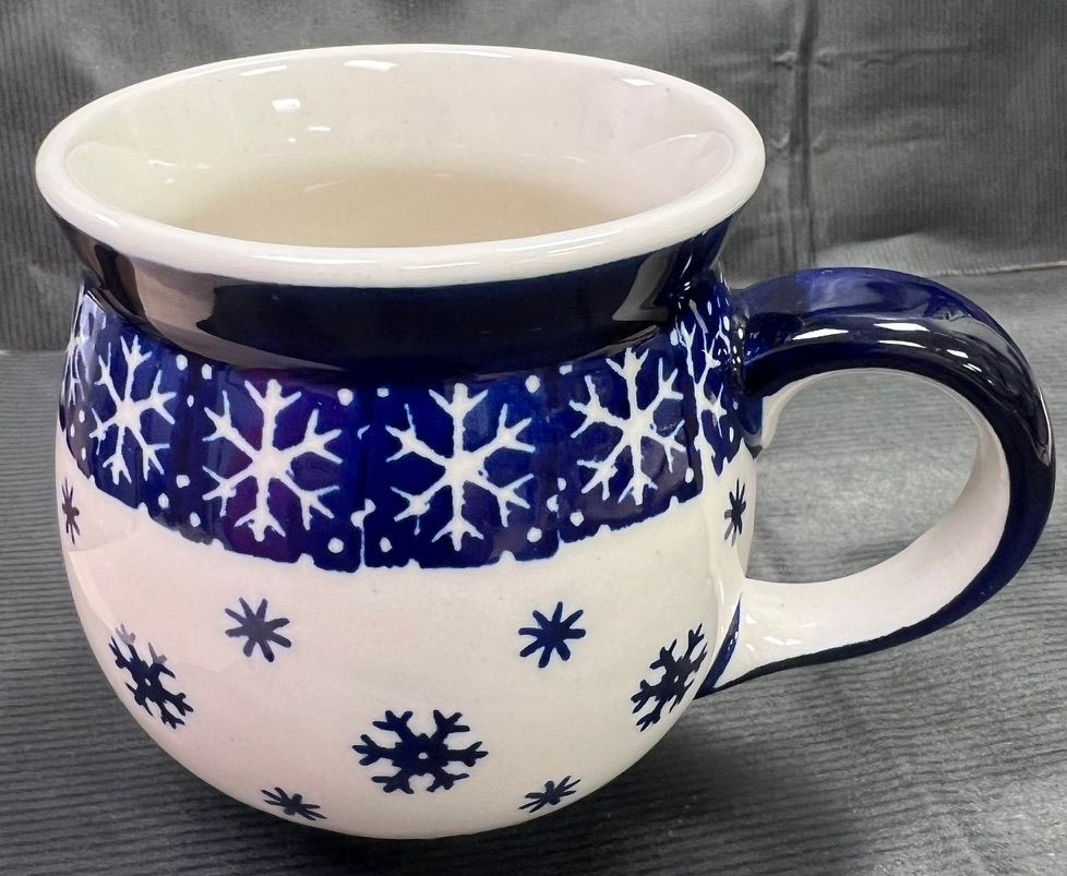 10oz medium belly mug (snow drift)