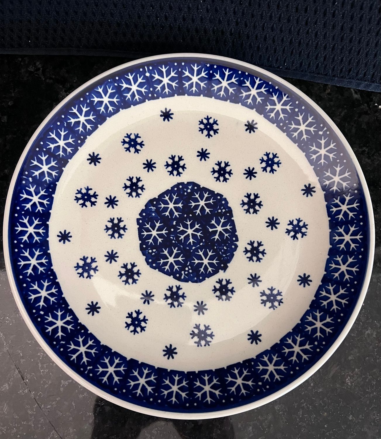 7.25" Dessert Plate (snow drift)