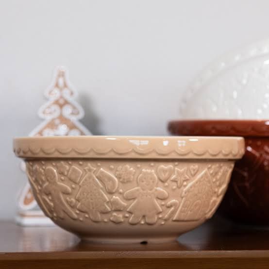 Gingerbread Lane Size 24 Cane mixing bowl