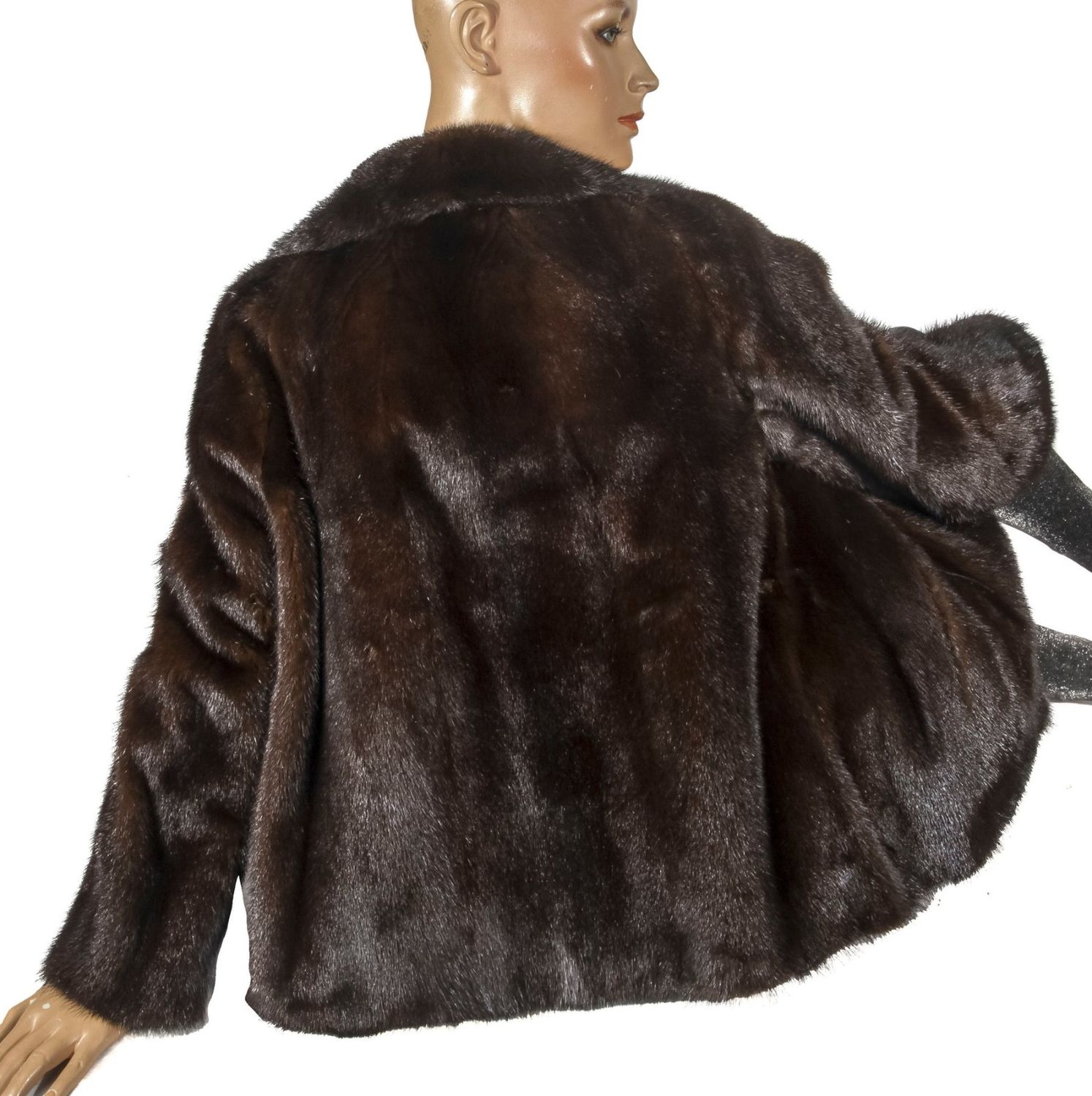 Chaquetón  en lomos de visón  color  Dark