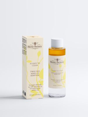 So easy to clean bi-phase make up remover So easy to clean bi-phase make up remover