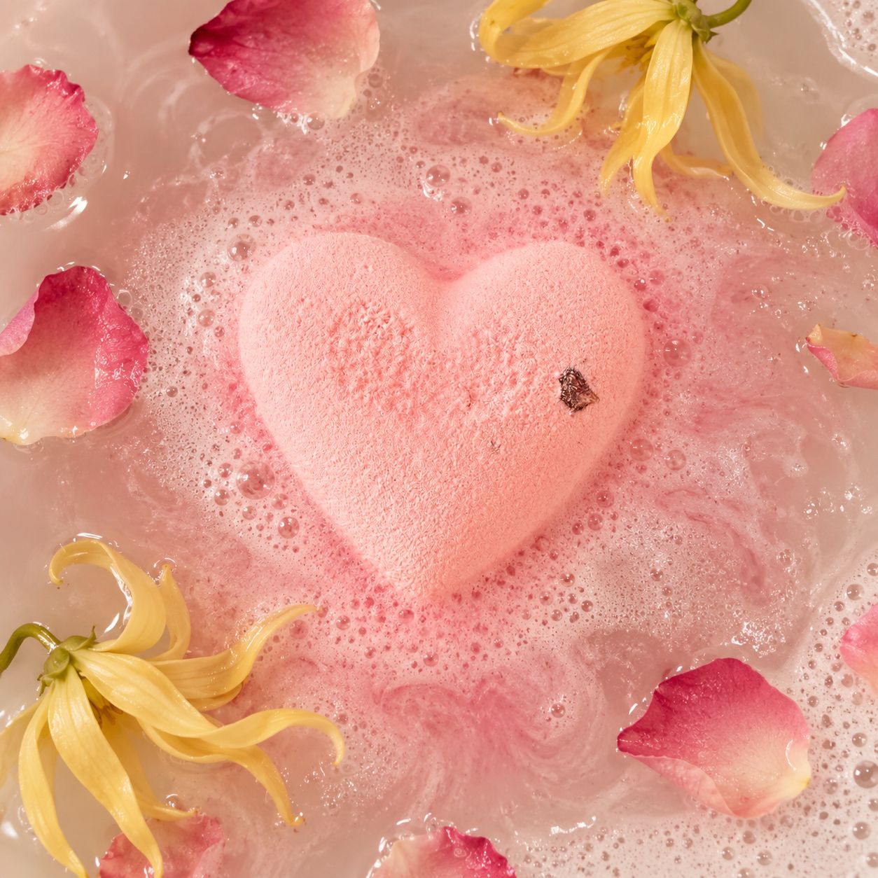 BEE MY HEART BATH BOMB 70GR