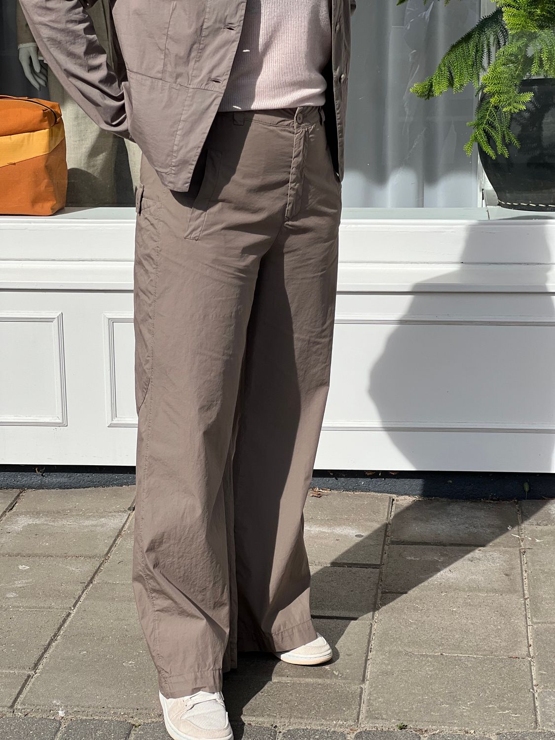 TRANSIT Pantalon bruin N233