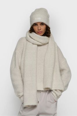 10 Days hairy beanie lurex