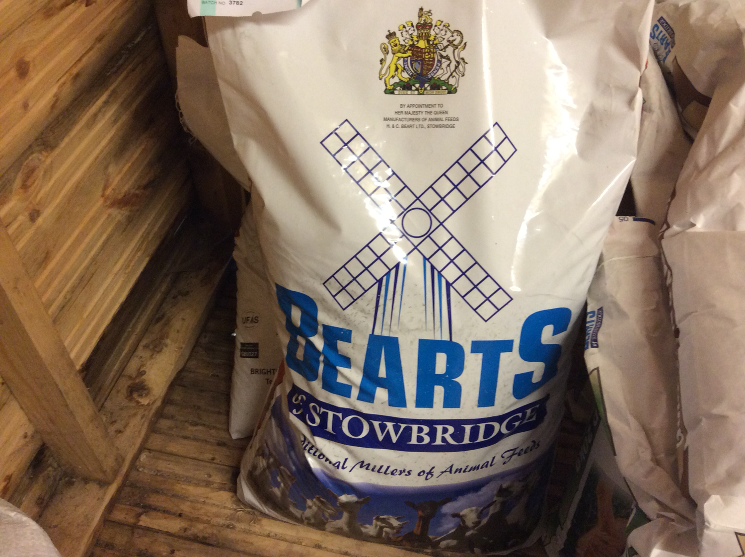 Bearts Moist Goat Mix ( Course Ration)