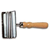 LINCOLN METAL CURRY COMB