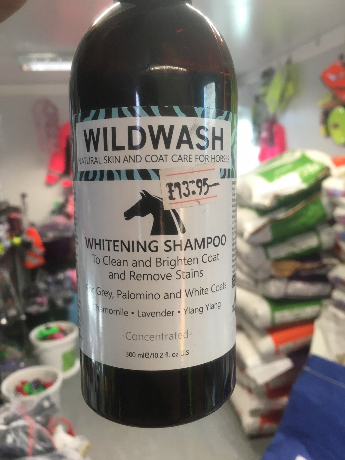 Wild Wash Whitening Shampoo