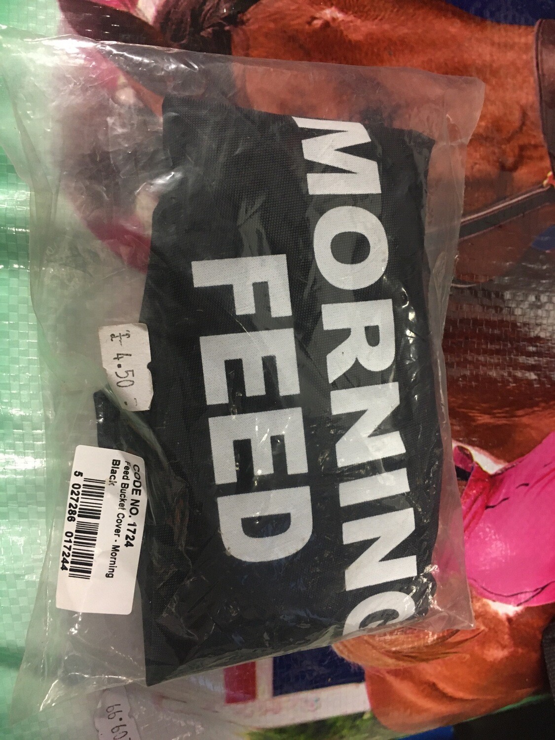 Morning Feed Bucket Cover Black