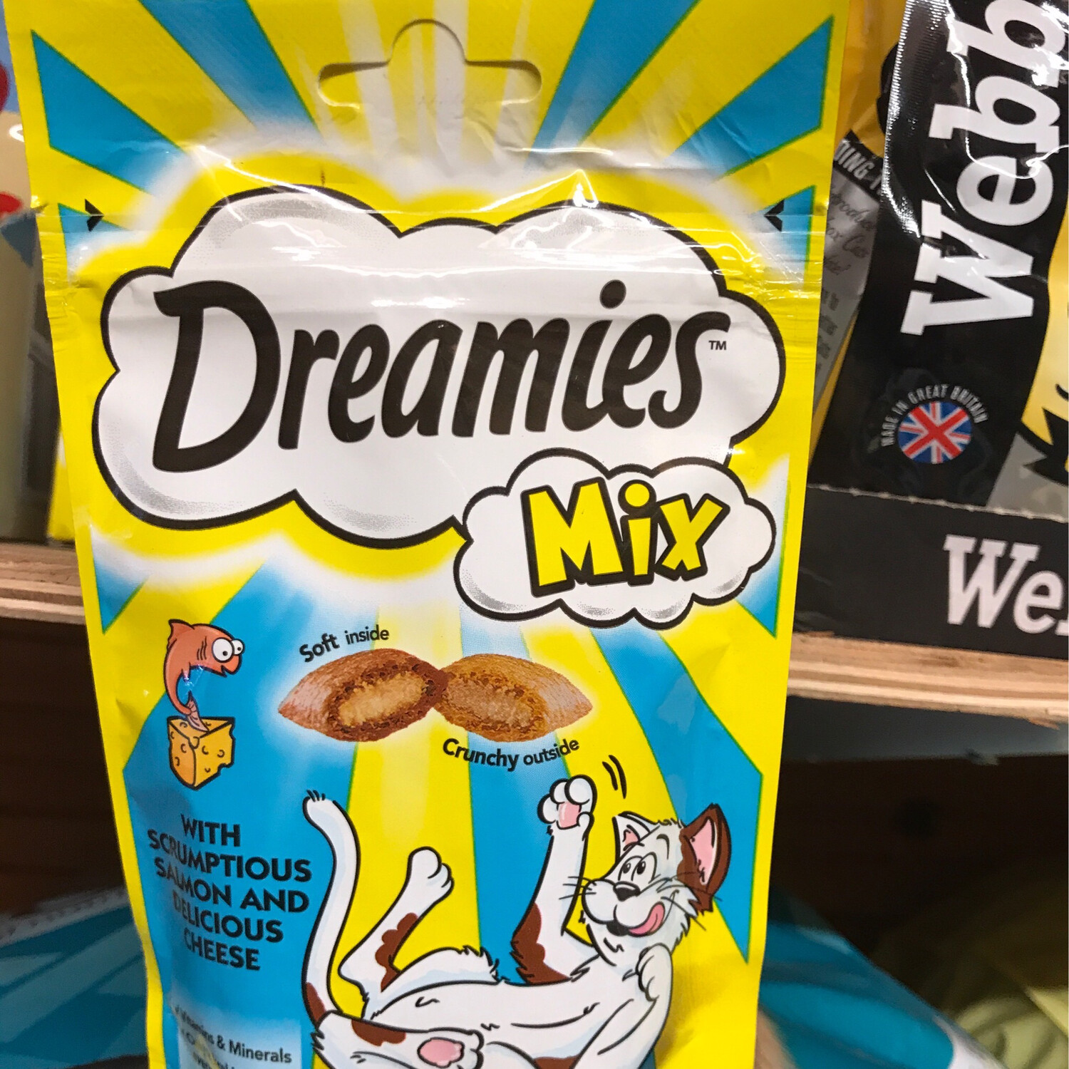 Dreamies Mix - Salmon &amp; tUna Treats -60g