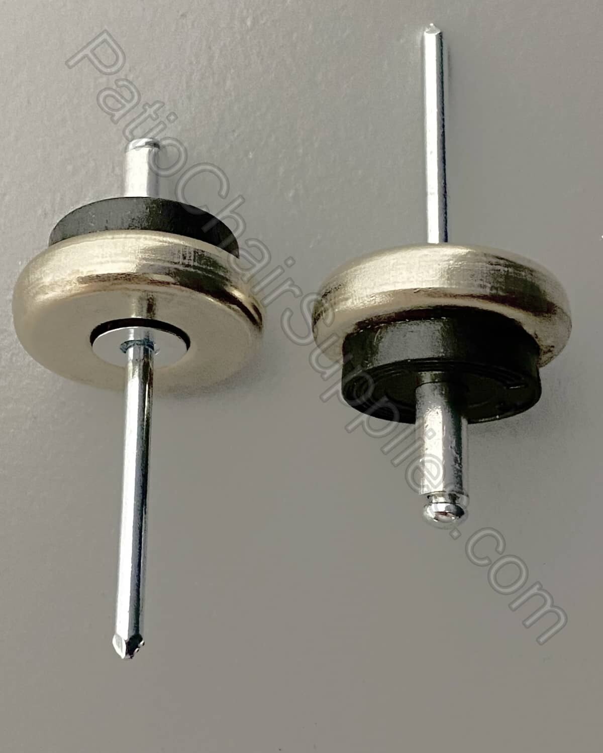 30-936 | ¼” Metal pop rivet glide
