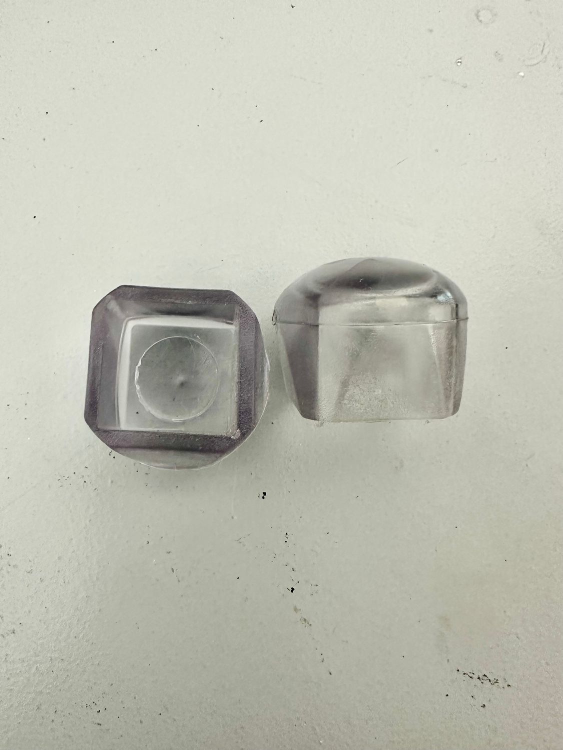 30-719 | Square Vinyl Teardrop Cap
