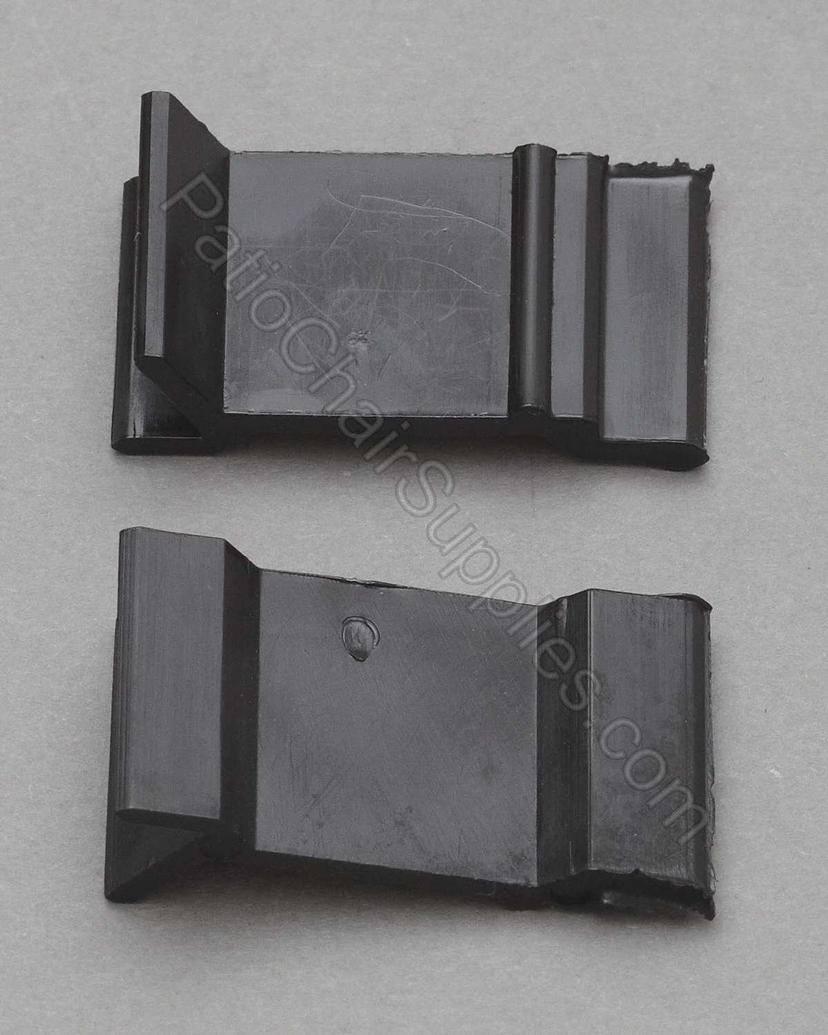 30-914B | 1 5/16” x 3/4” Table rim clip