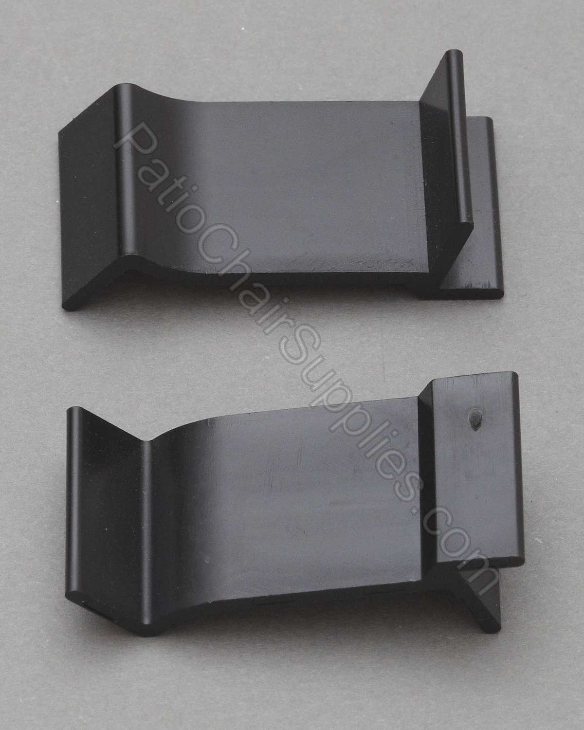30-916B | 1.575” x 0.760 Table rim clip