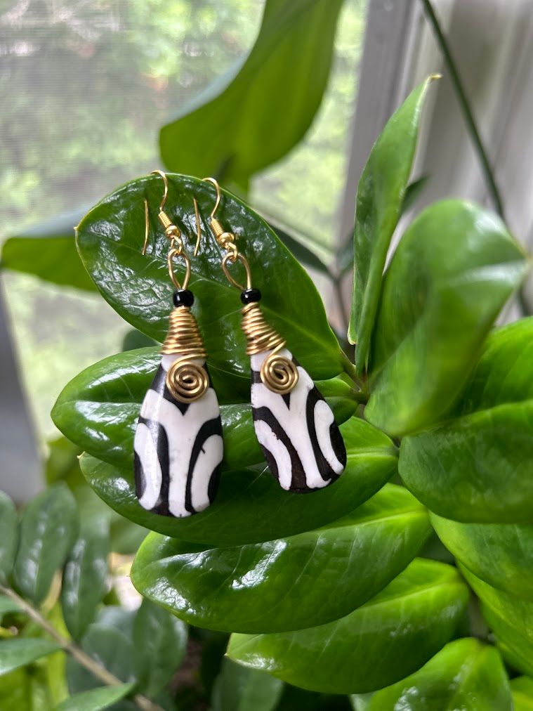 B&amp;W Short Safari Earrings