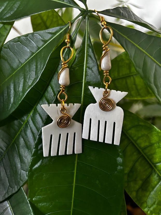 Kichana Nyeupe Earrings