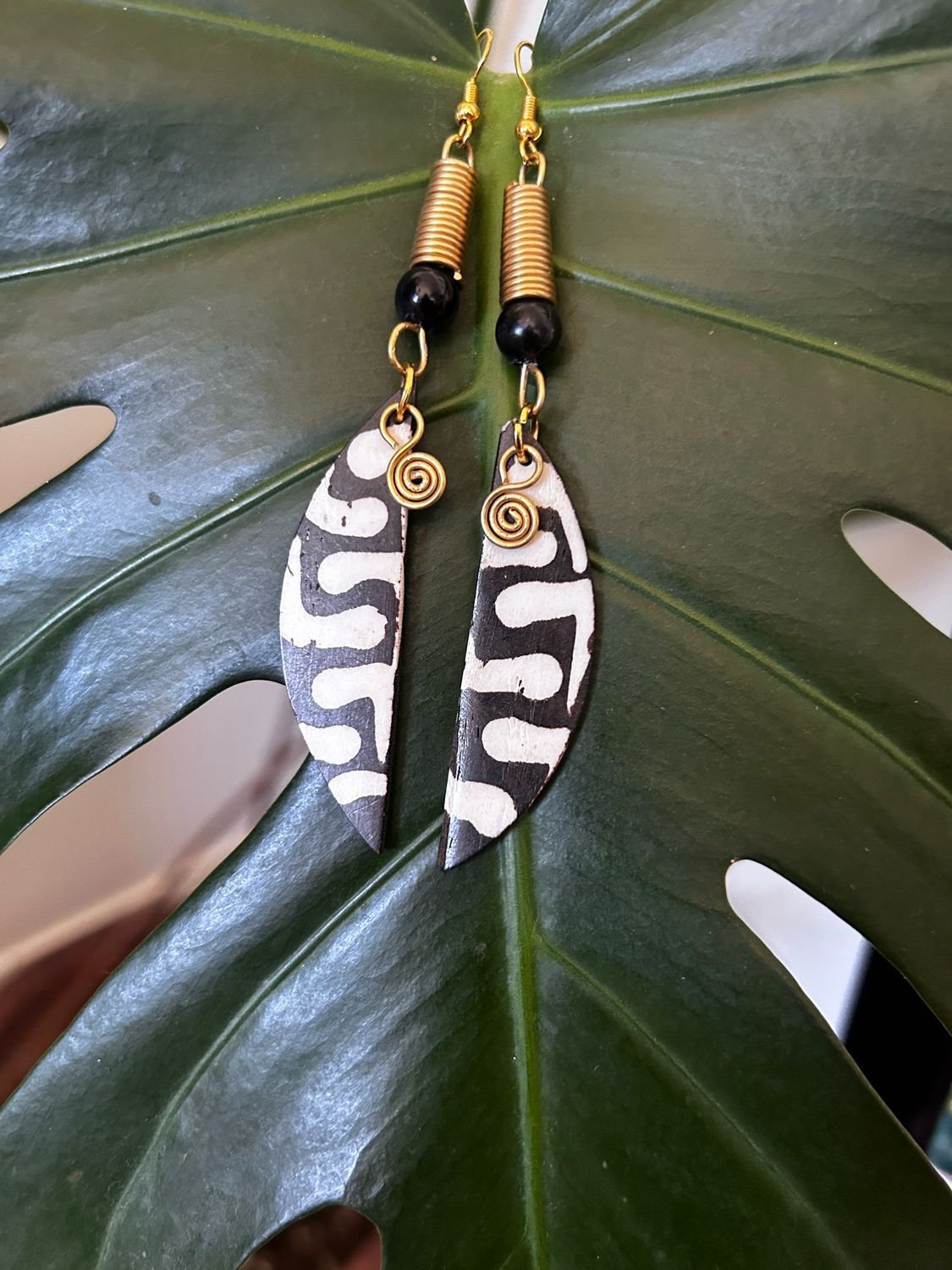 Safari Hilali Bone &amp; Brass