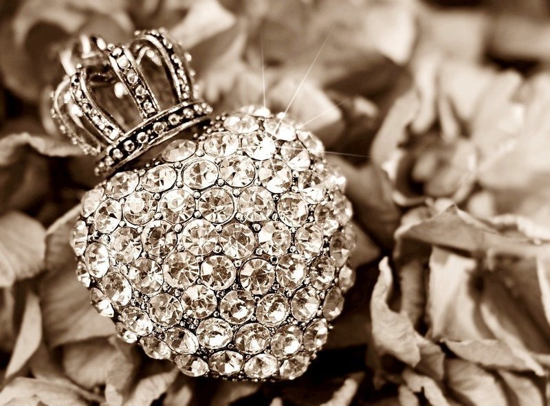 Crown Ear-ring