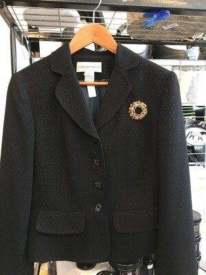 Turnout Brooch Pin