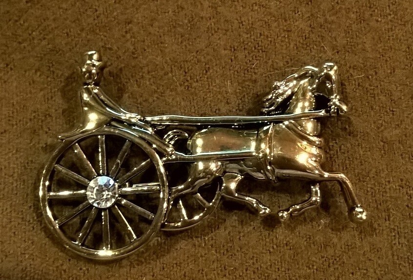 Single Horse and Cart Brooch Pin