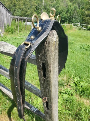 Leather Saddle w/Patent - Horse
