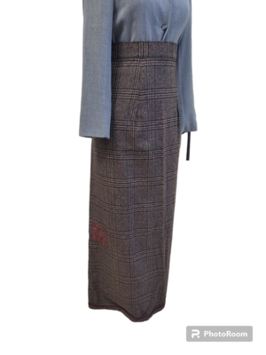 Pre-Owned Driving Apron - Plaid with Red Twist Trim