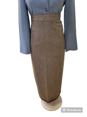 Driving Apron - Light Brown with Blue and Red Trim
