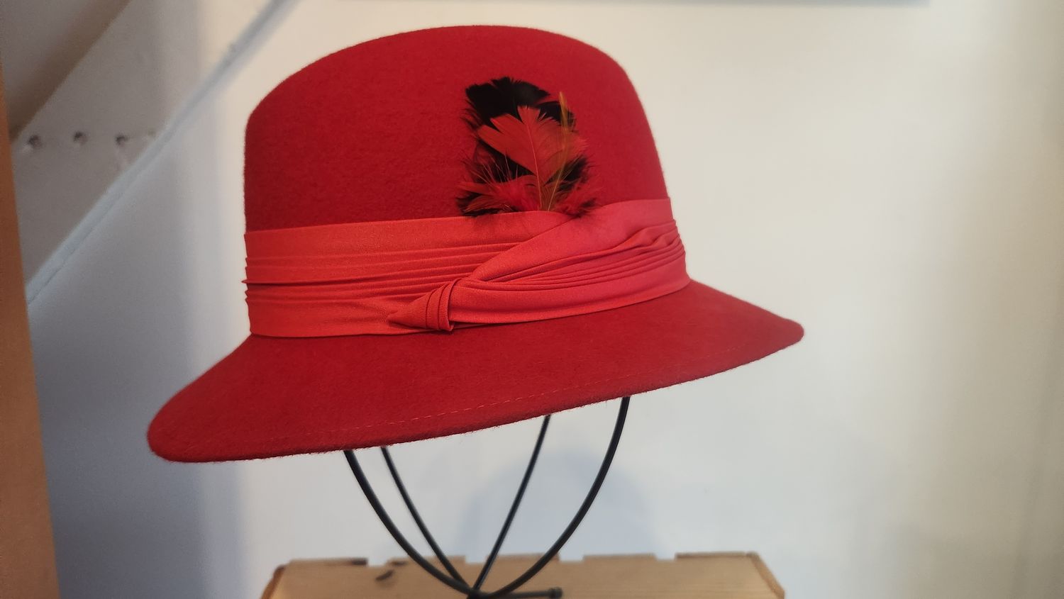 Red Lancaster Hat