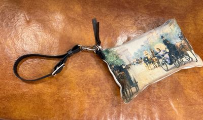 Wristlet Accessory Bag