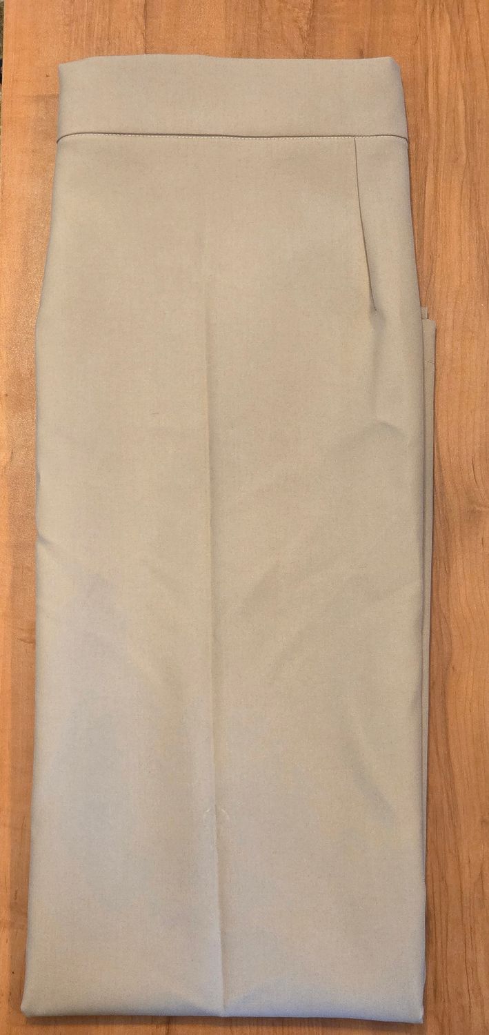 Aldercroft Tan Apron