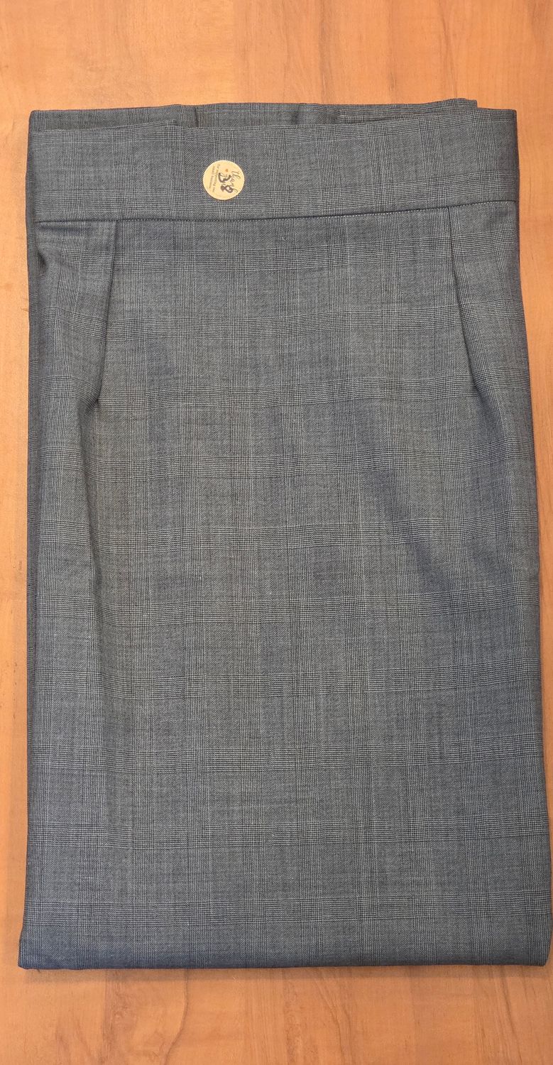 Aldercroft Charcoal Plaid Apron